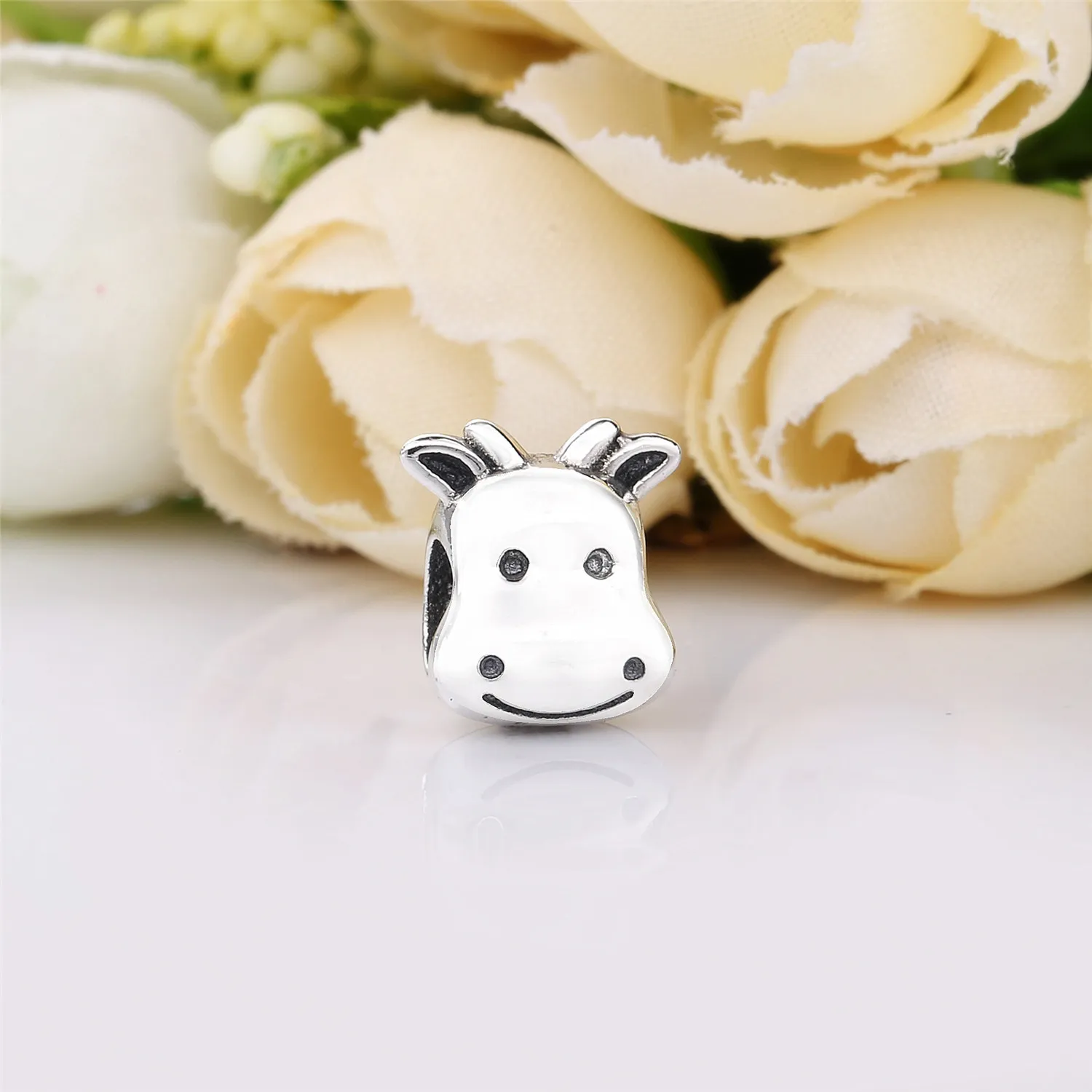 Pandora Cheerful Cow Charm - 791748