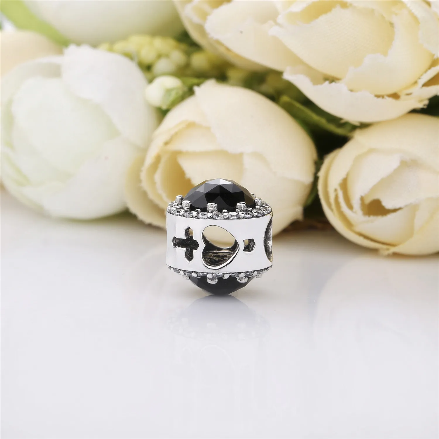 Pandora Disney Snow White silver charm with black crystal and clear cubic zirconia - 797487NCK