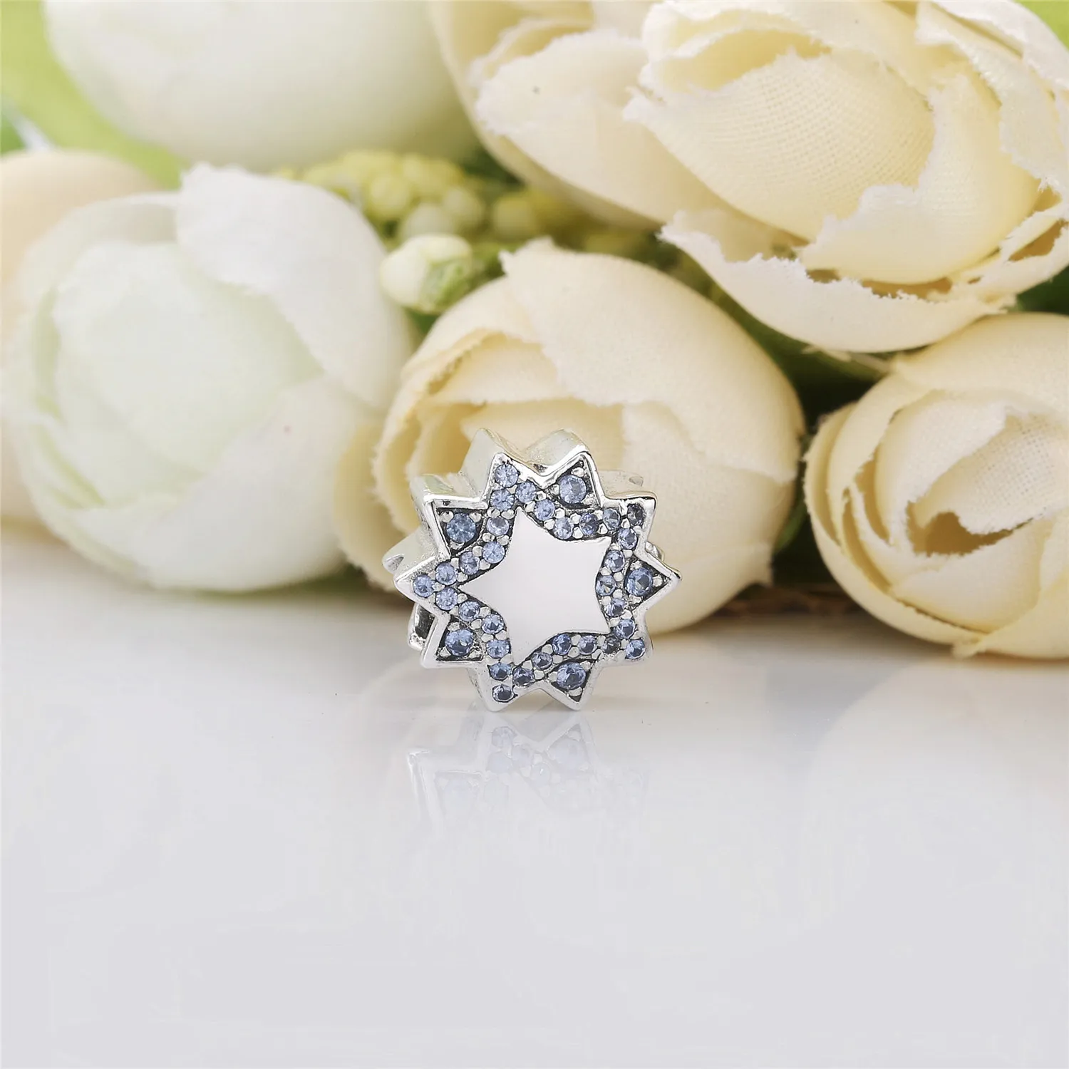 Pandora Disney star silver charm with light blue crystal and clear cubic zirconia - 797490NBL