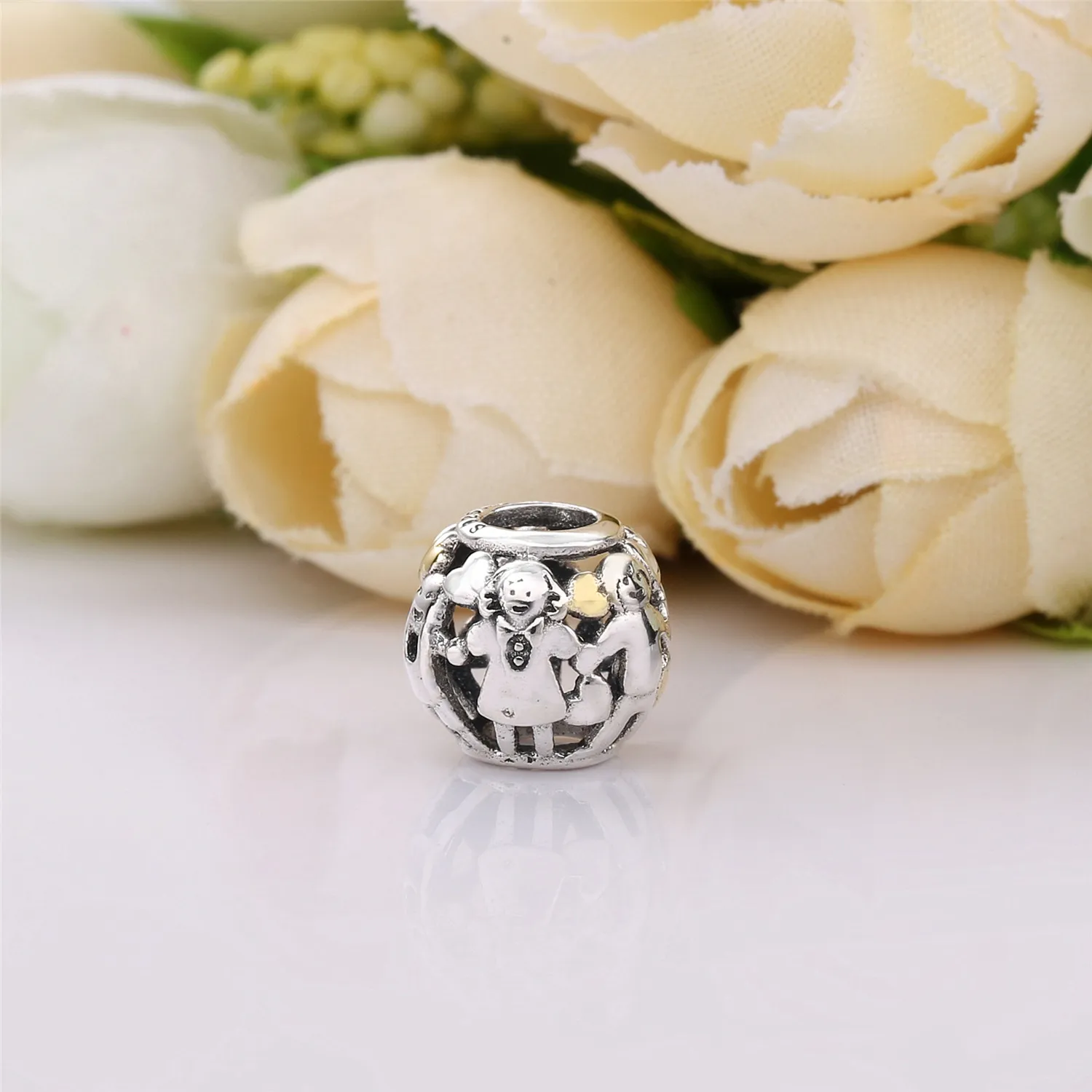 Pandora Family Charm - 791040