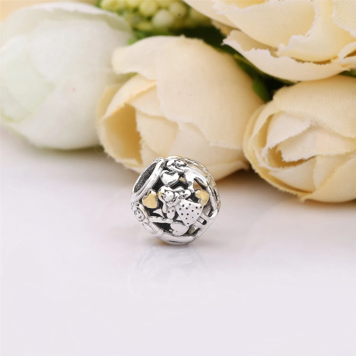 Pandora Family Charm - 791040