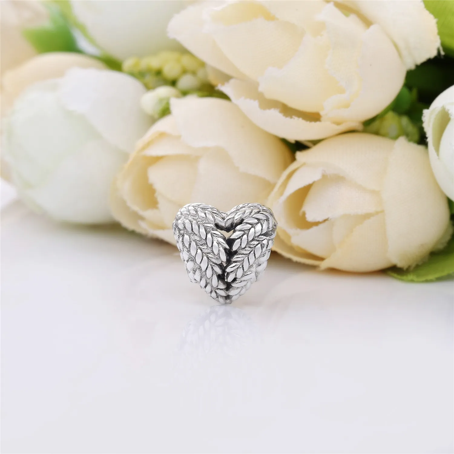 PANDORA Icon of Nature Charm - 797618