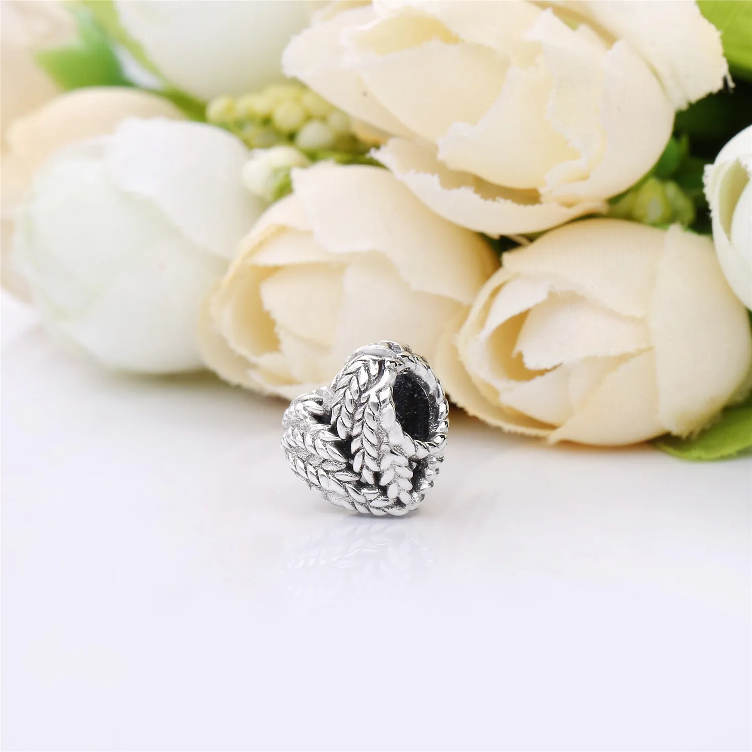 PANDORA Icon of Nature Charm - 797618