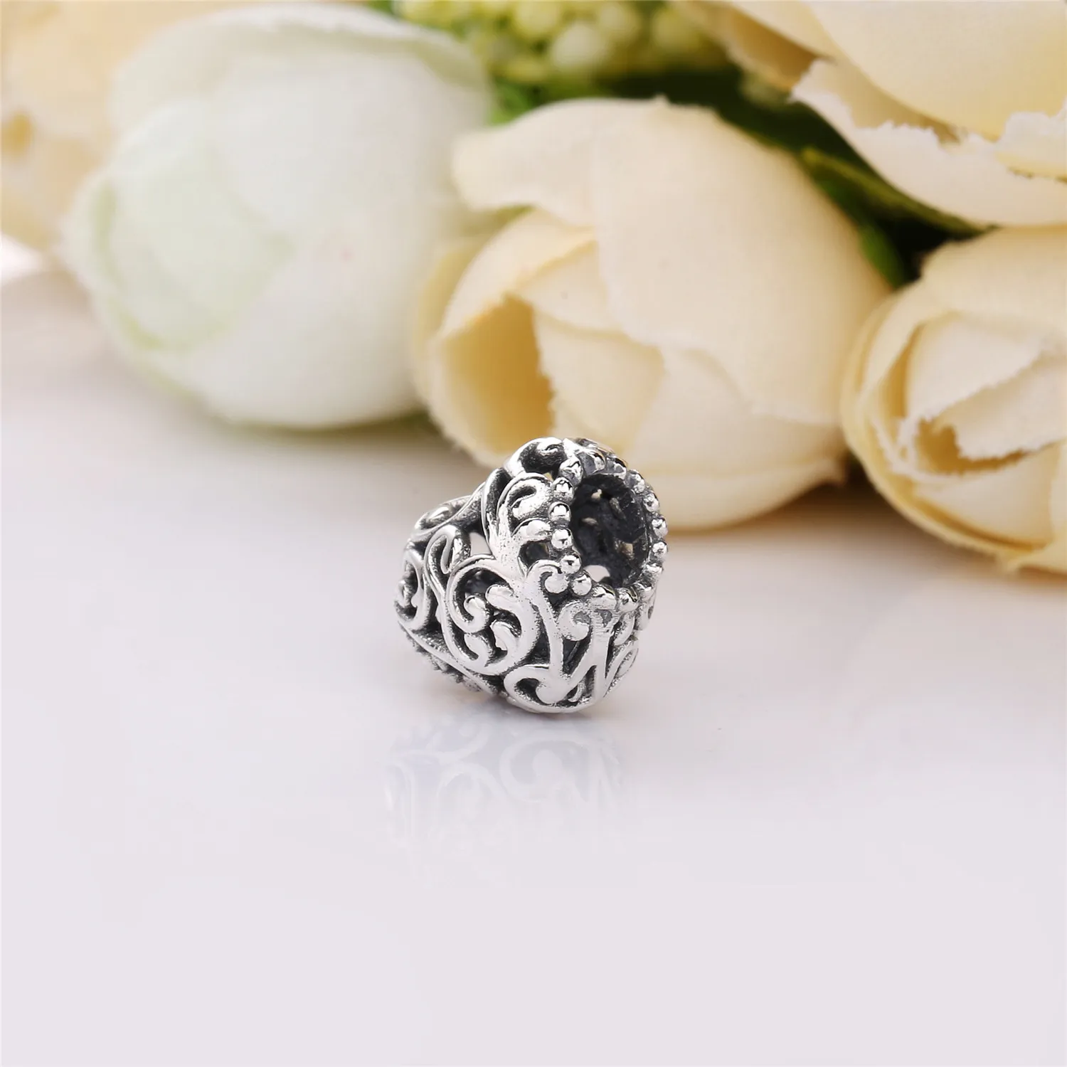 Pandora Regal pattern heart silver charm - 797672