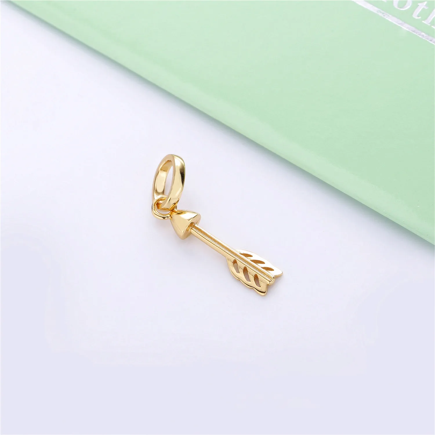 Arrow PANDORA Shine dangle Charm - 767812