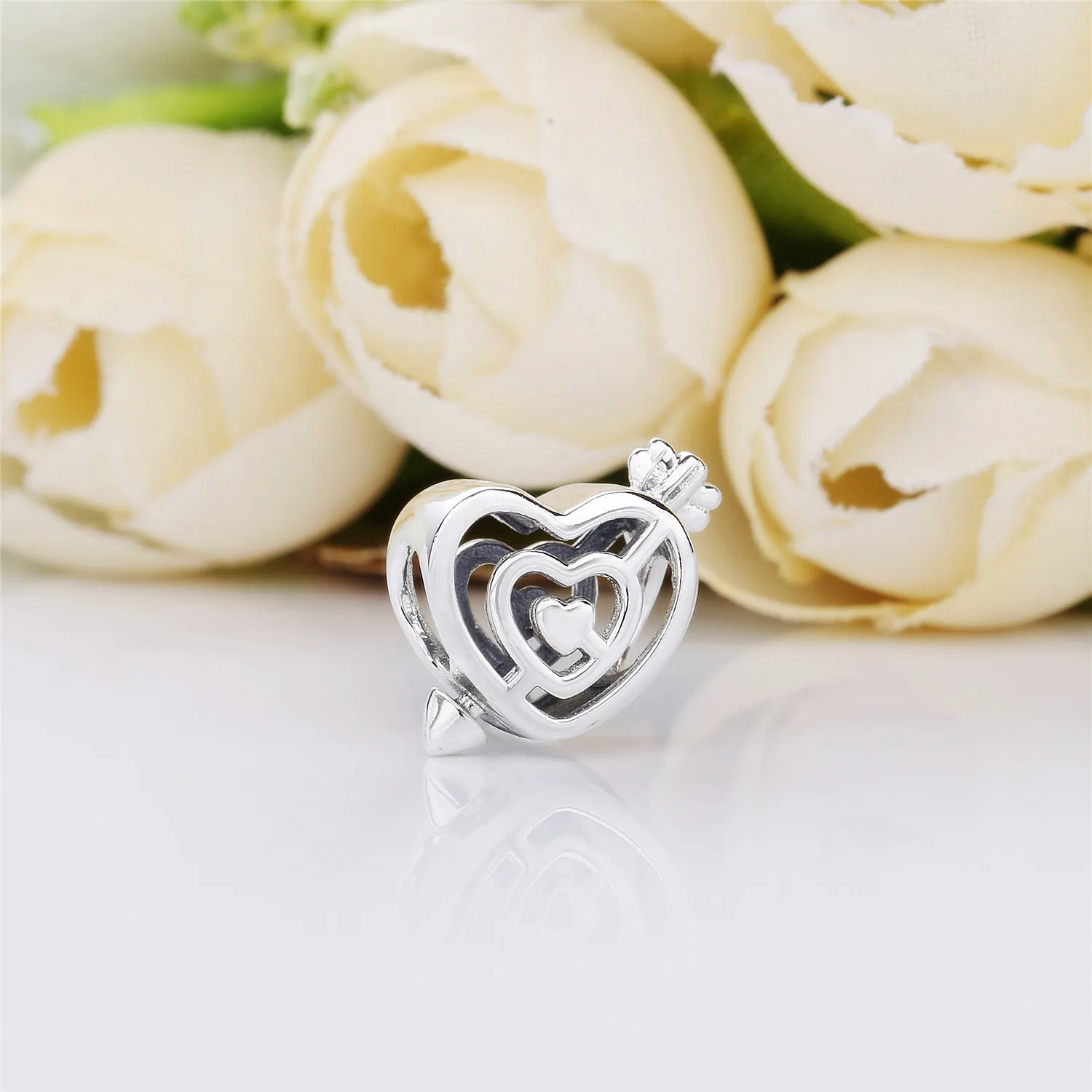 Pandora Labyrinth heart and arrow silver charm - 797814