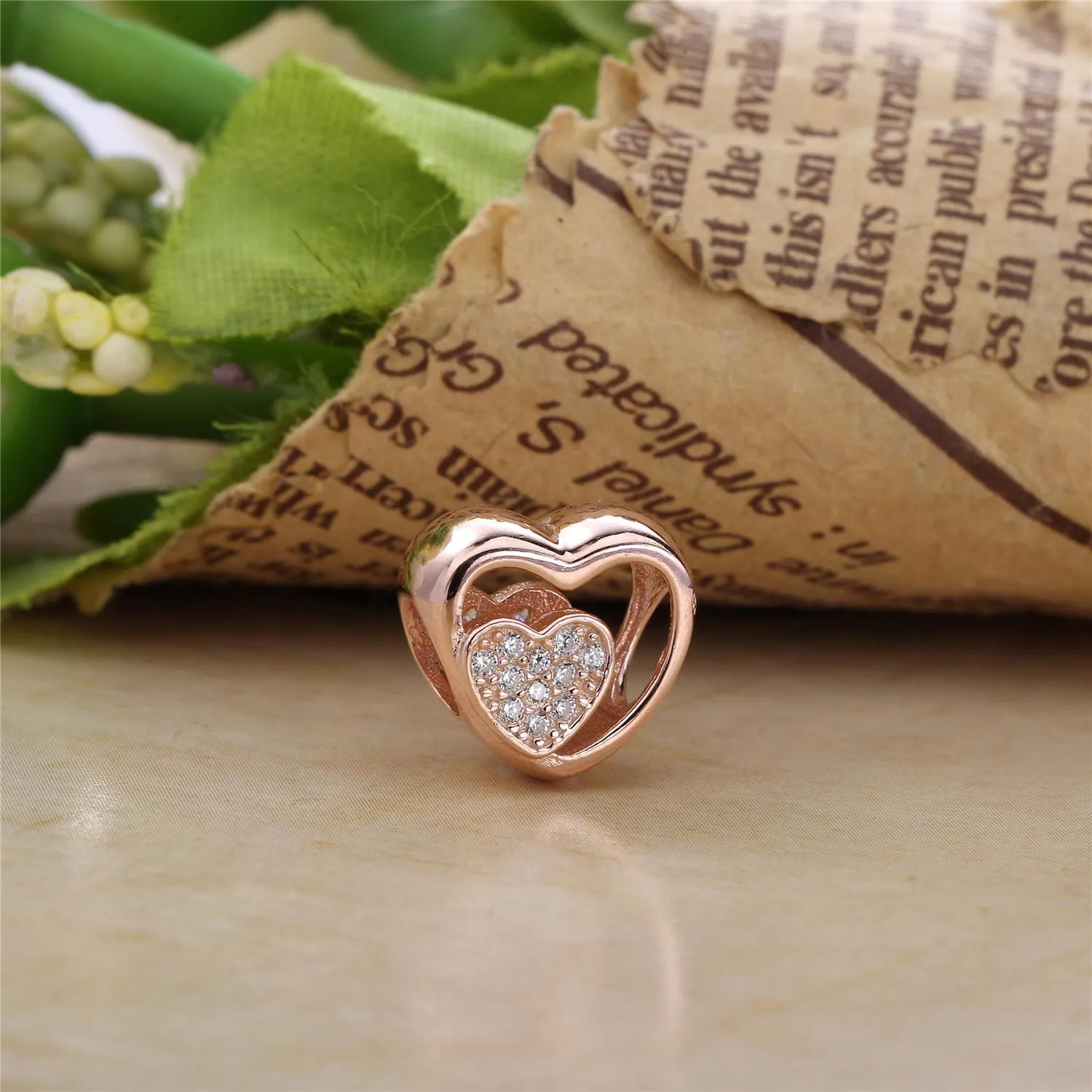 PANDORA Rose heart charm with clear cubic zirconia - 781806CZ