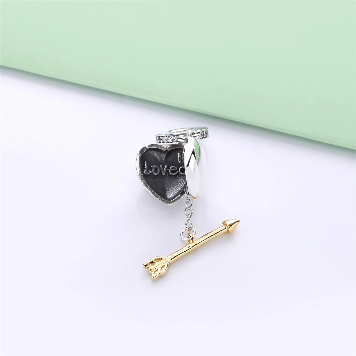 PANDORA Limited Edition Arrow of Love Charm - B801113