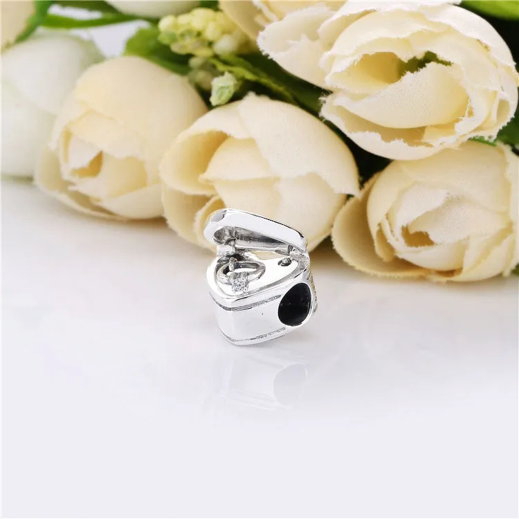 Pandora Heart gift box silver charm with clear cubic zirconia - 798072CZ