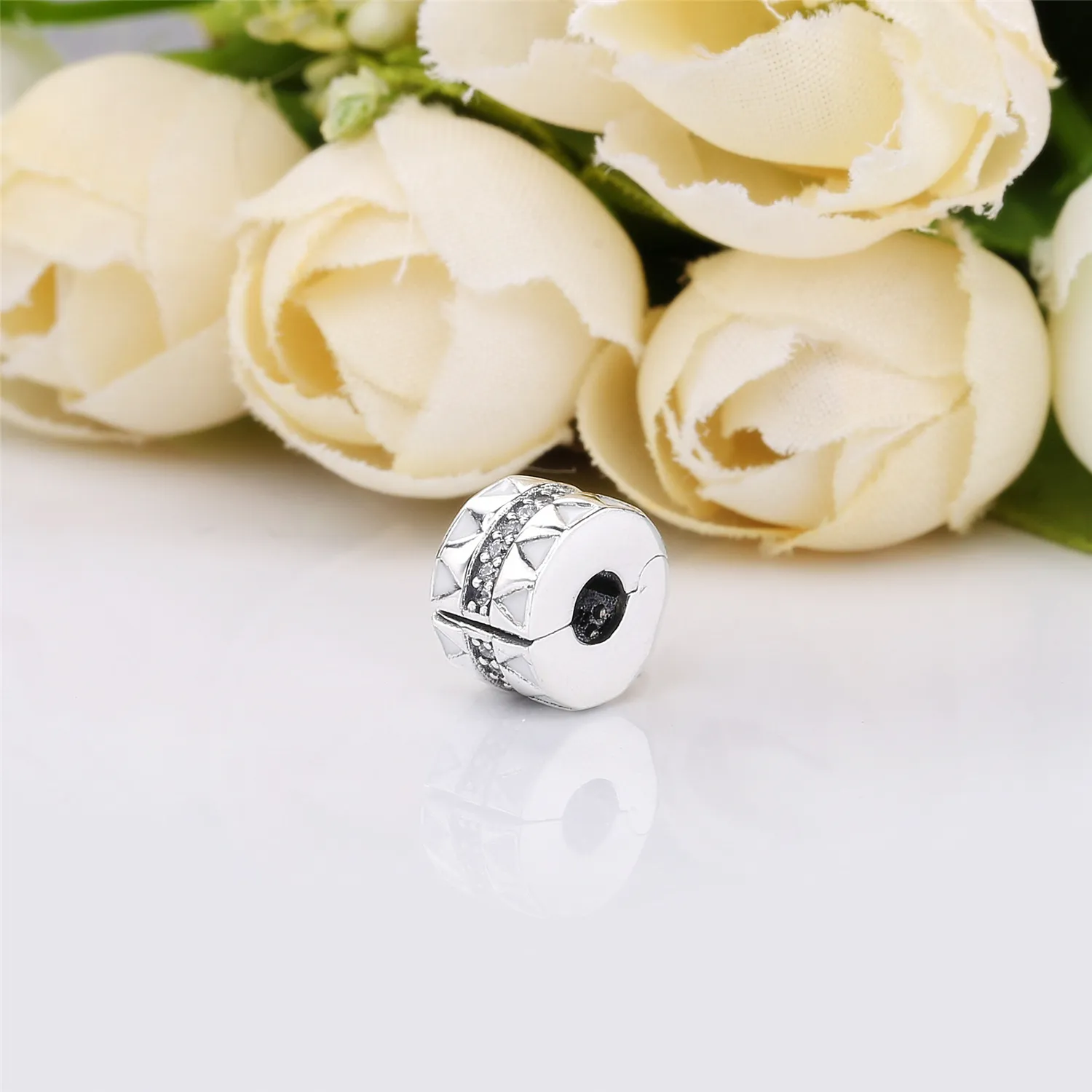 Pandora Silver clip with clear cubic zirconia and white enamel - 798067CZ