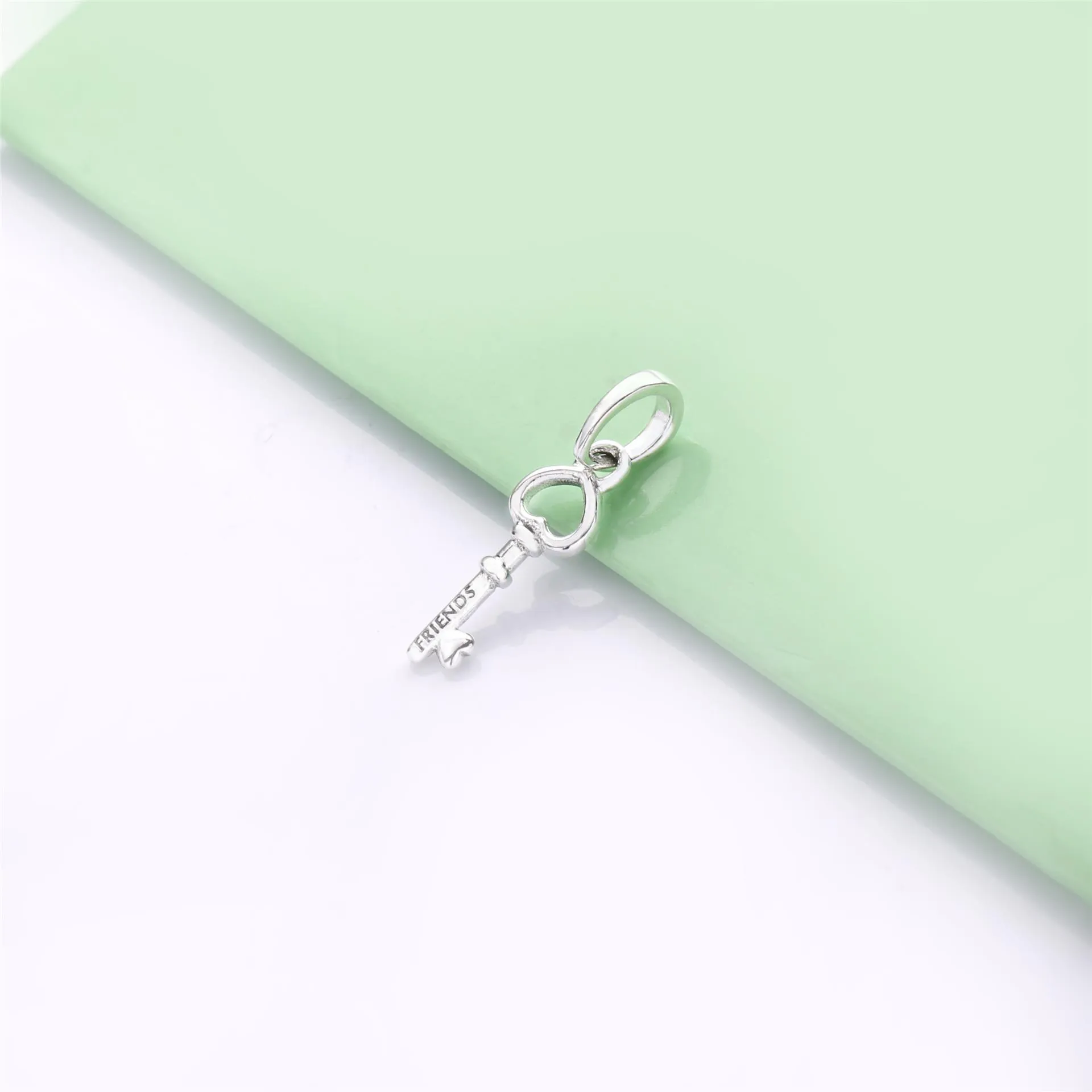 Pandora Heart and key split silver pendant - 398130