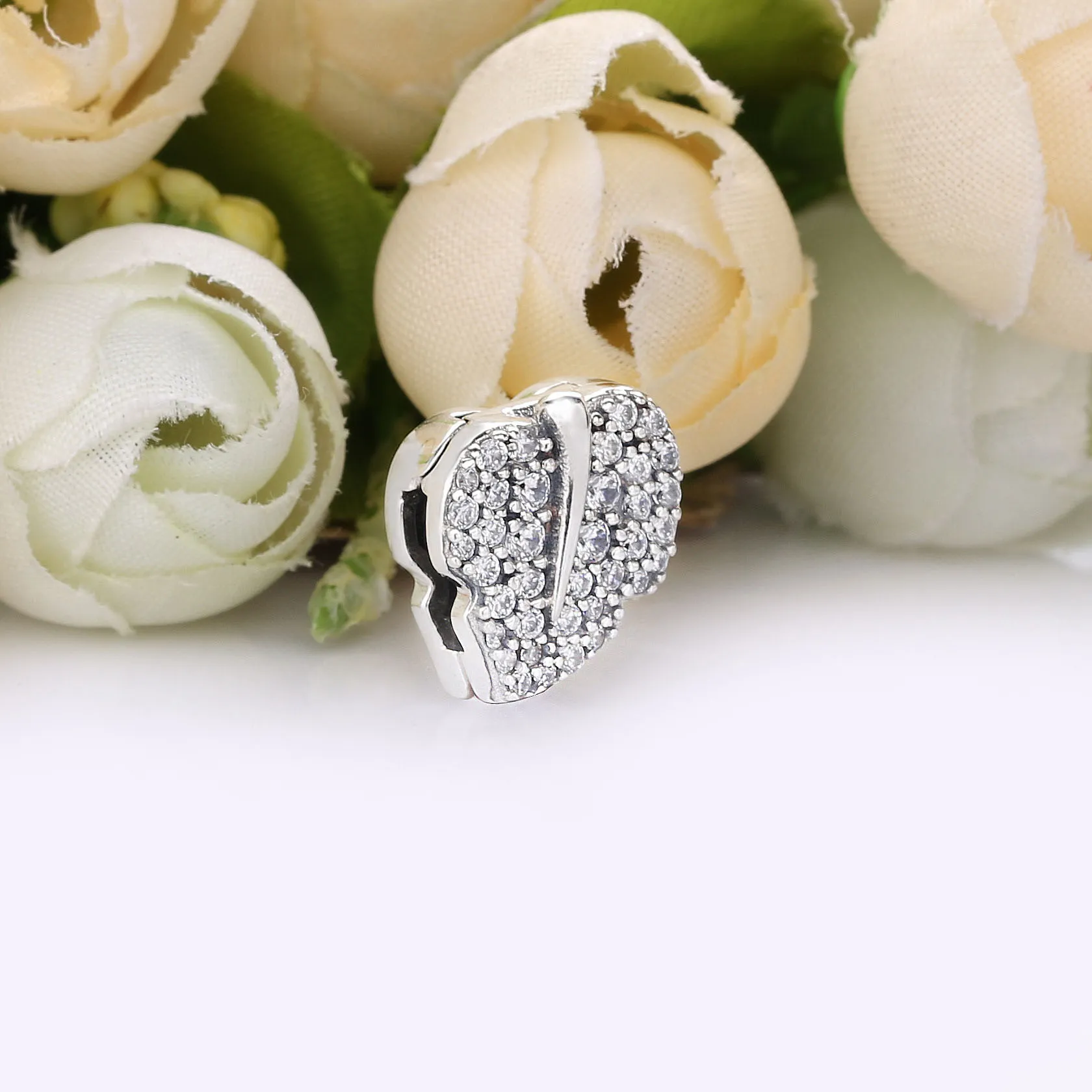 Pandora Sparkling Leaf klemmecharm - 798293CZ