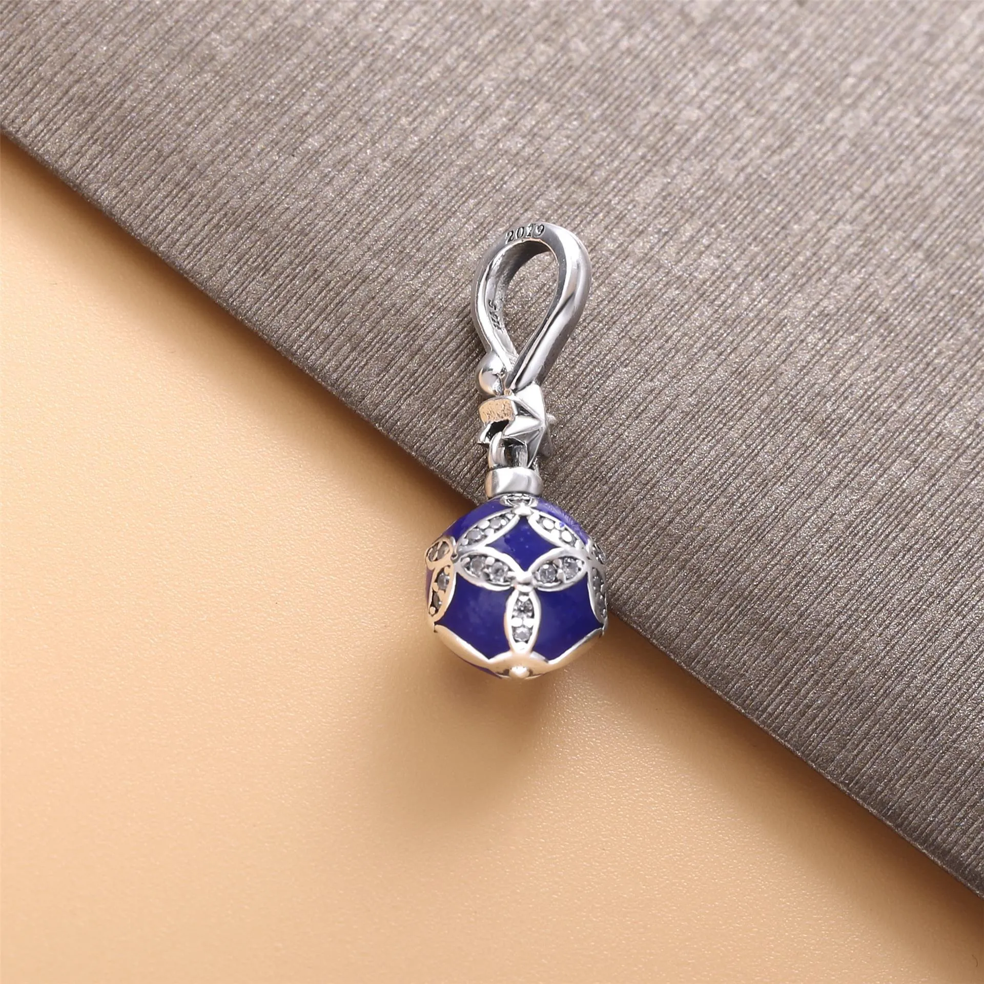 Pandora Blue Christmas Ornament hengende charm - 798512C01