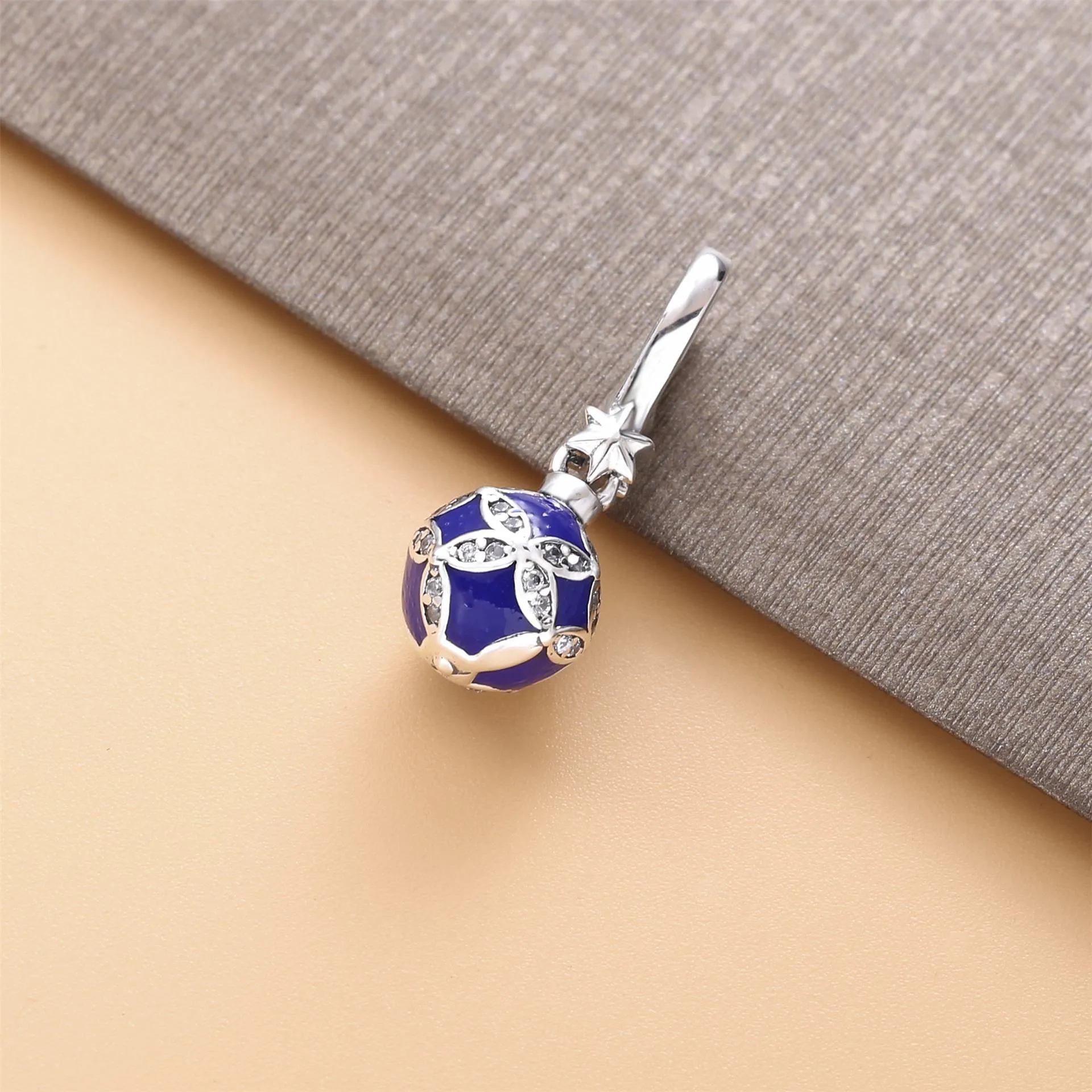 Pandora Blue Christmas Ornament hengende charm - 798512C01