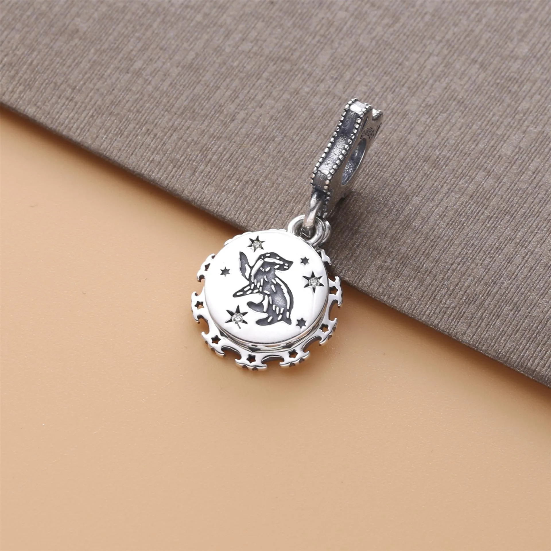 Pandora Harry Potter, Hufflepuff hengende charm - 798832C01