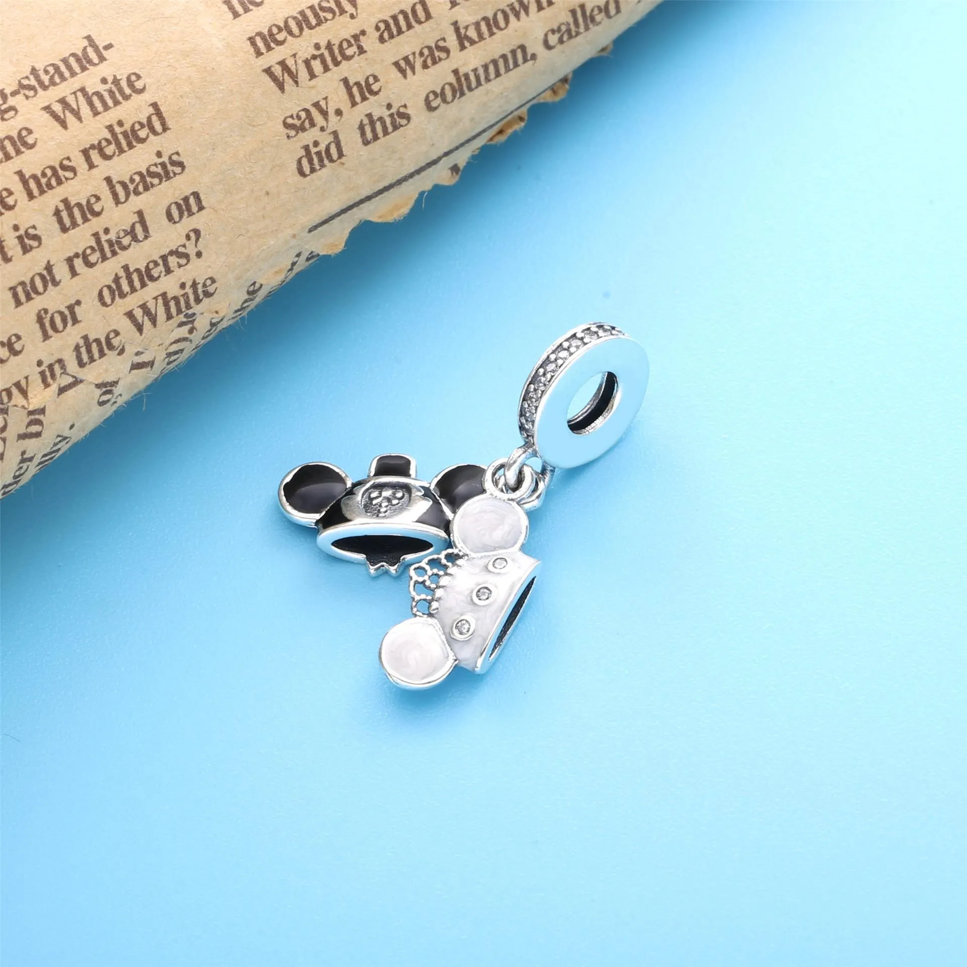 Pandora Disney Parks Mikke Mus og Minni Mus Bryllup Hengende Charm - 798804C01