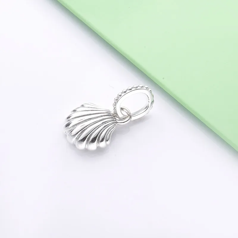 Pandora shell pendant - PJ00734-1