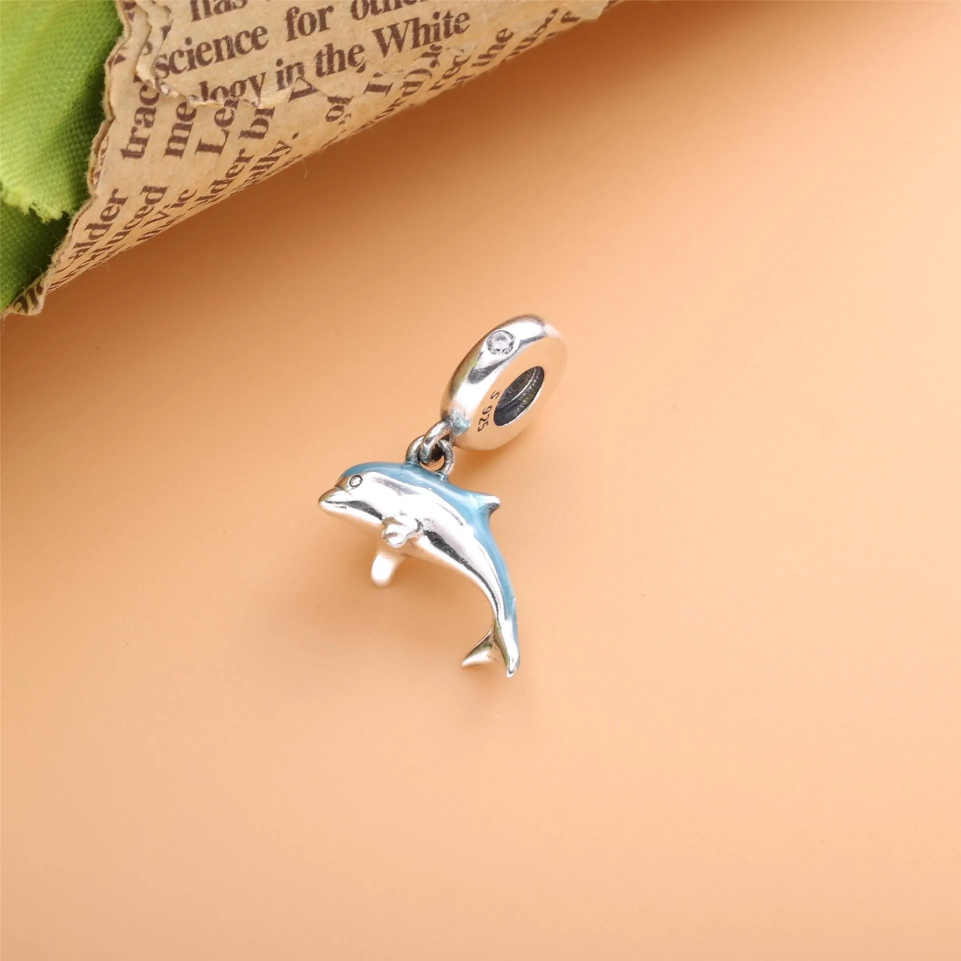 Pandora Skimrende Delfin Hengende Charm - 798947C01