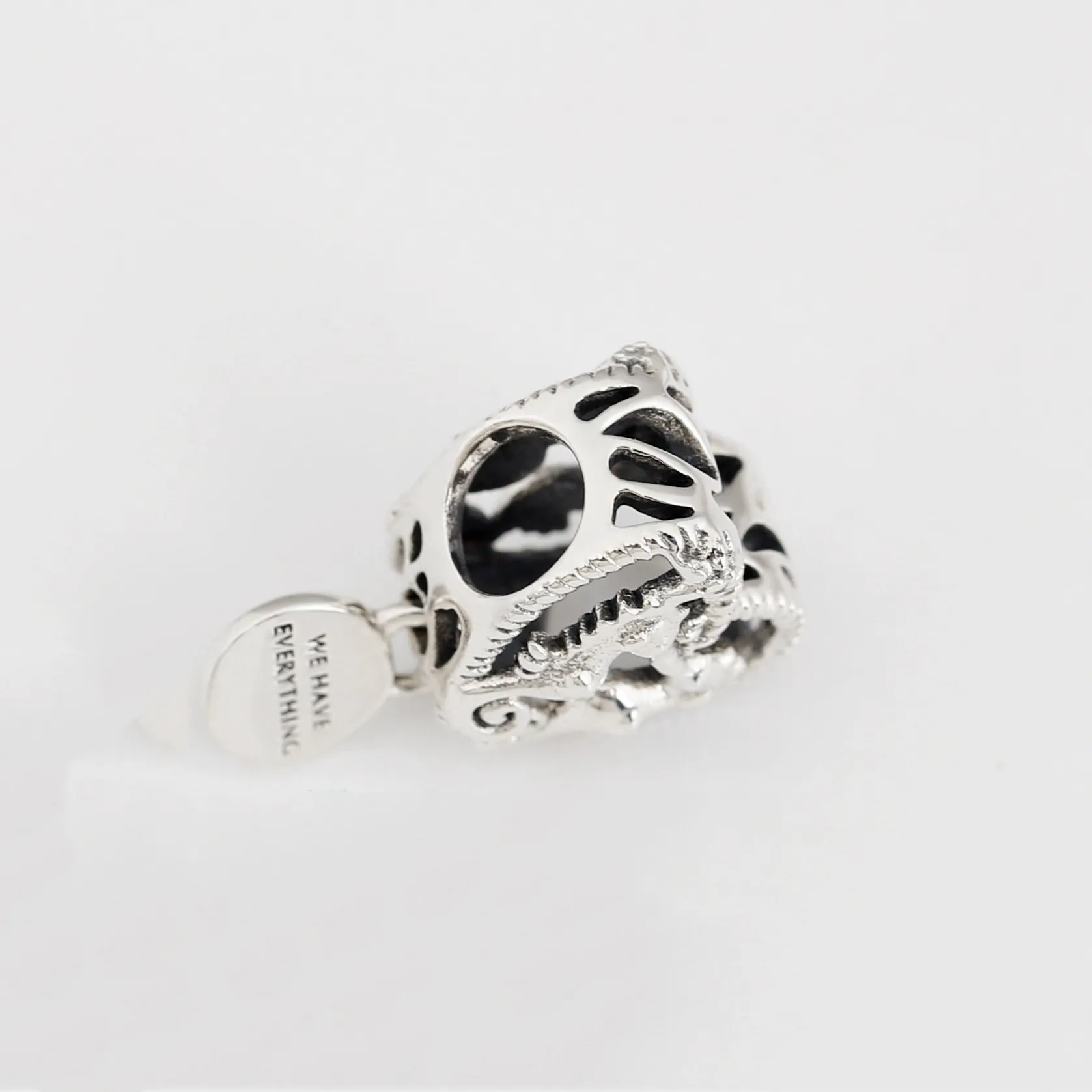 Pandora Åpen Sjøhest Hjerte Charm - 798949C00