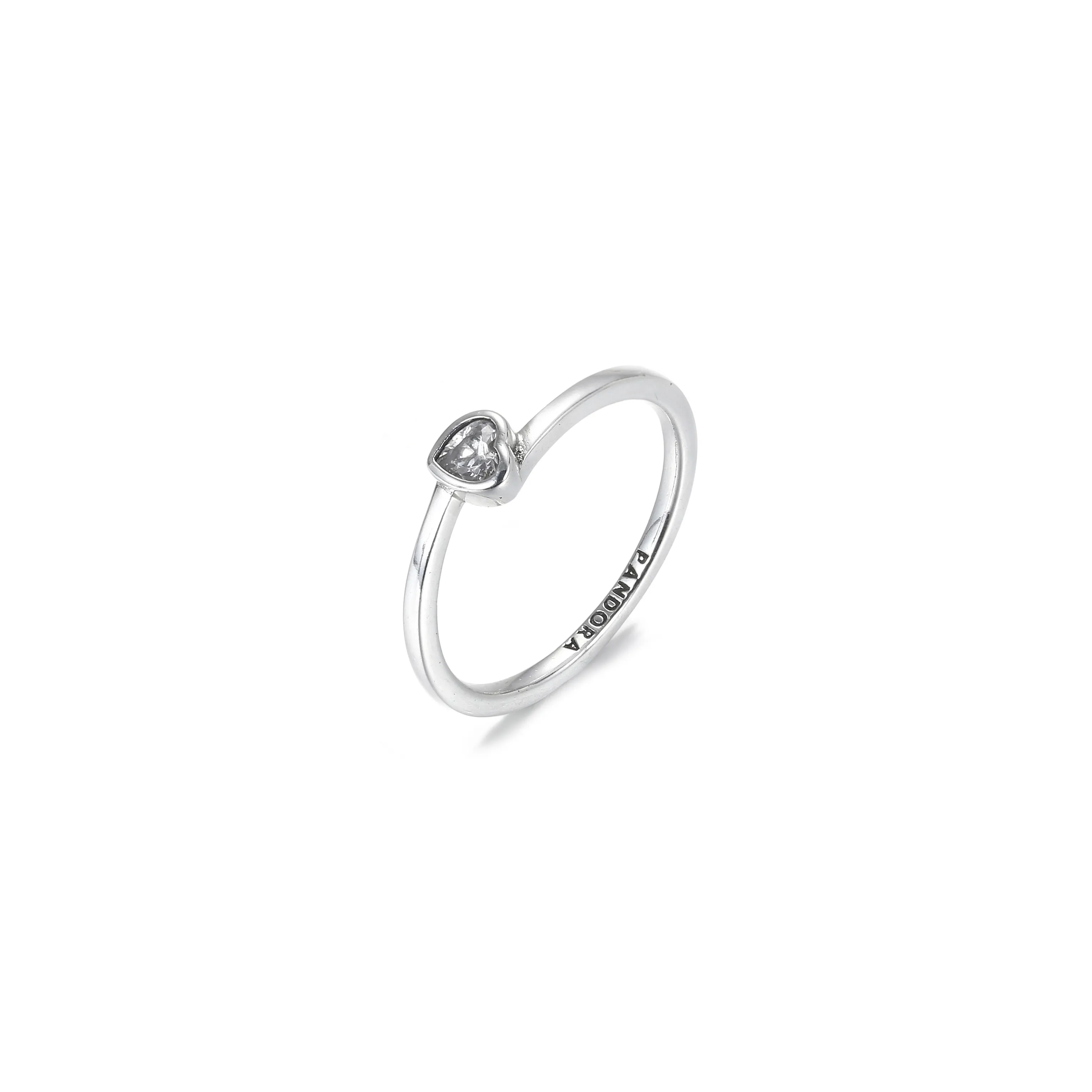 Pandora Blankt Skråstilt Hjerte Solitaire Ring - 199267C02