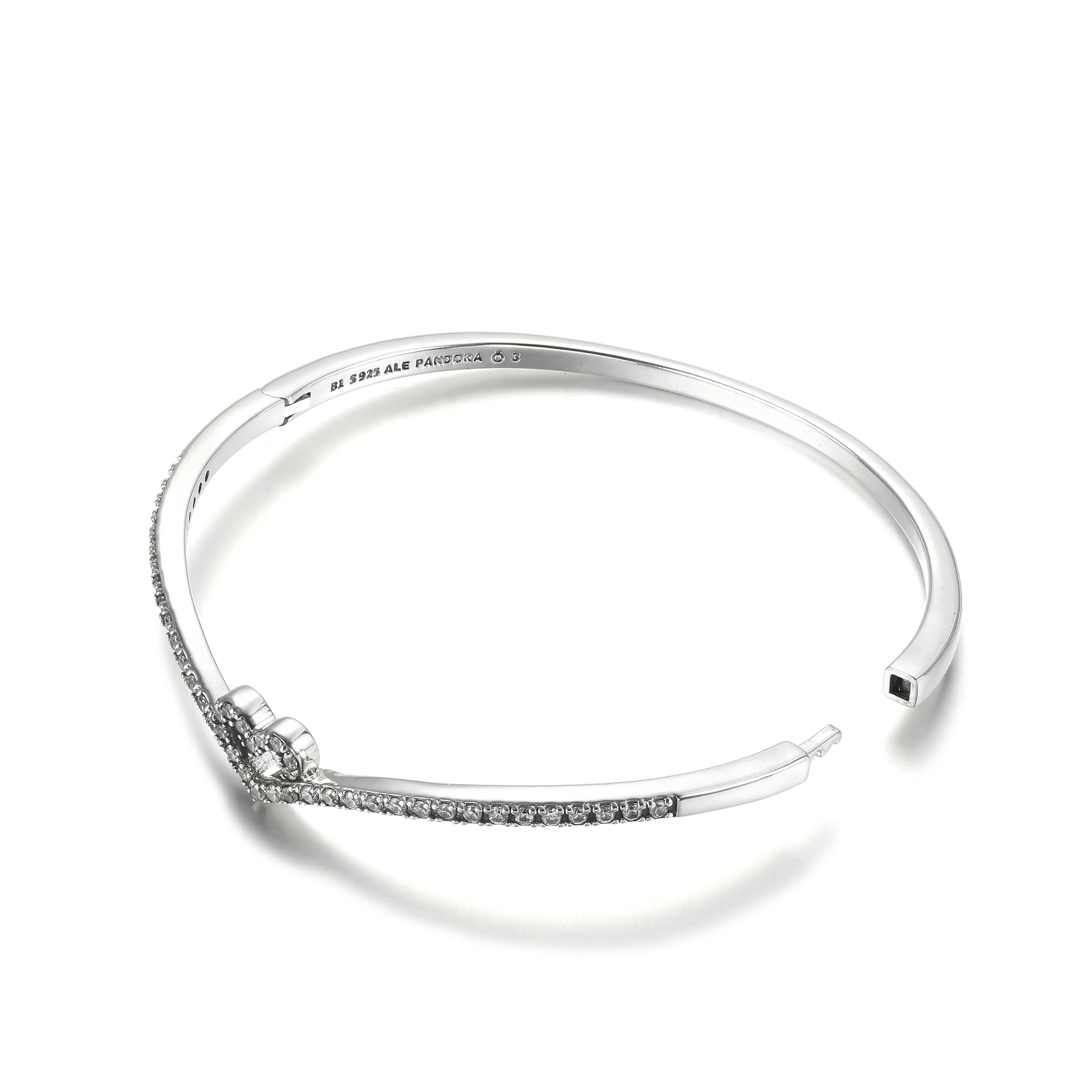 Pandora Funklende Ønskebeinhjerte Bangle - 599297C01