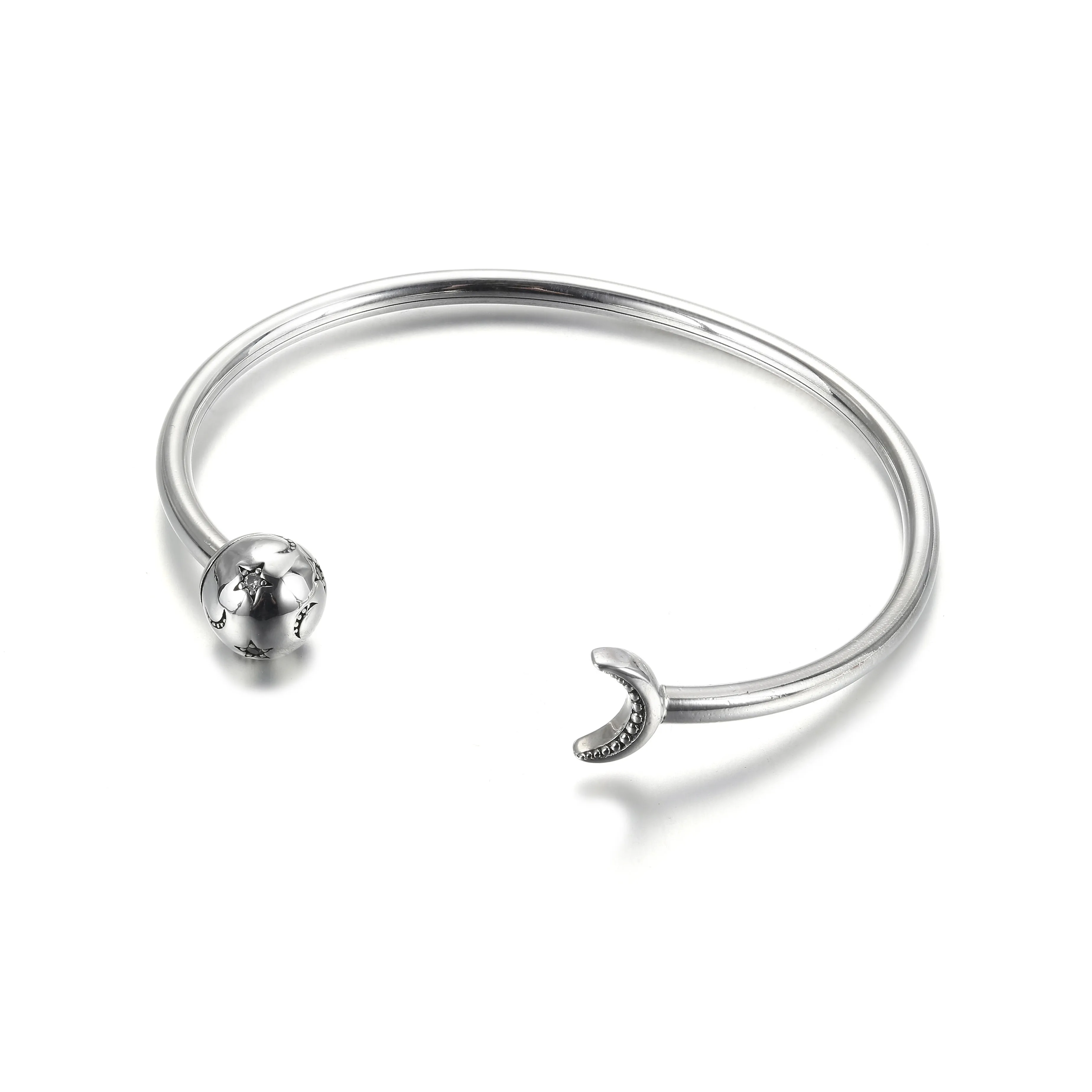 Pandora Moments Måne og Stjerne Åpent Bangle - 599120C01