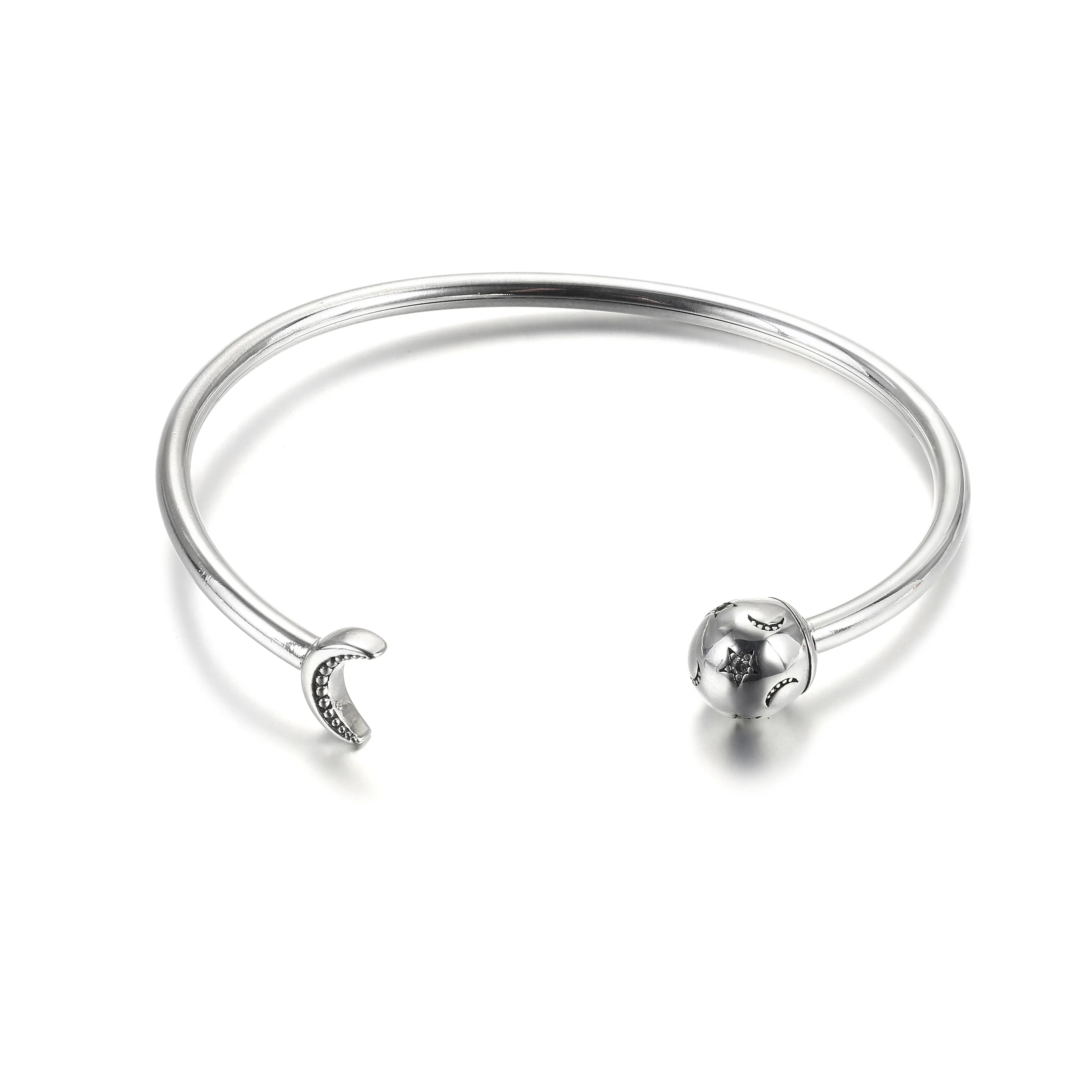 Pandora Moments Måne og Stjerne Åpent Bangle - 599120C01