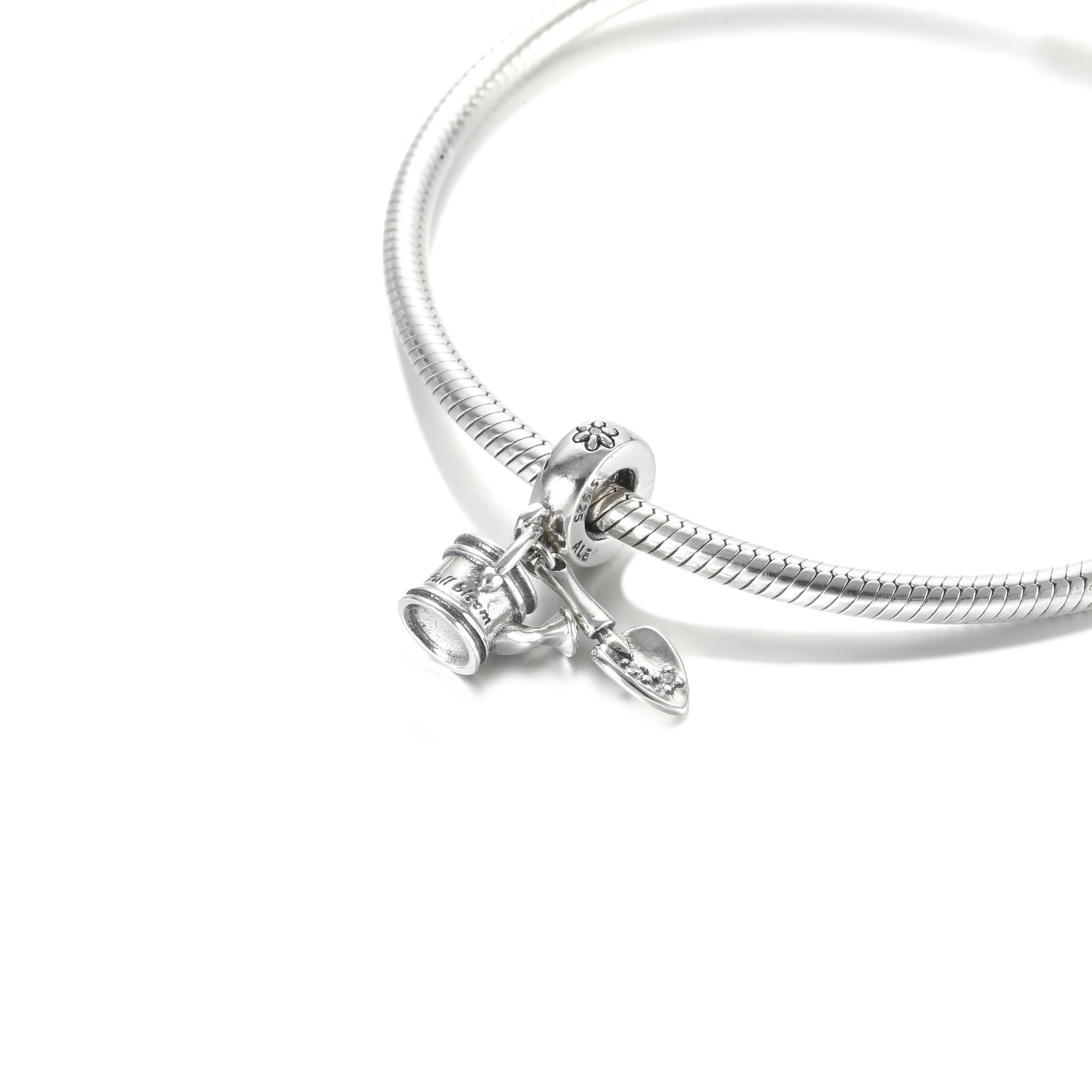 Pandora Vannkanne og Hagespade Hengende Charm - 799359C01