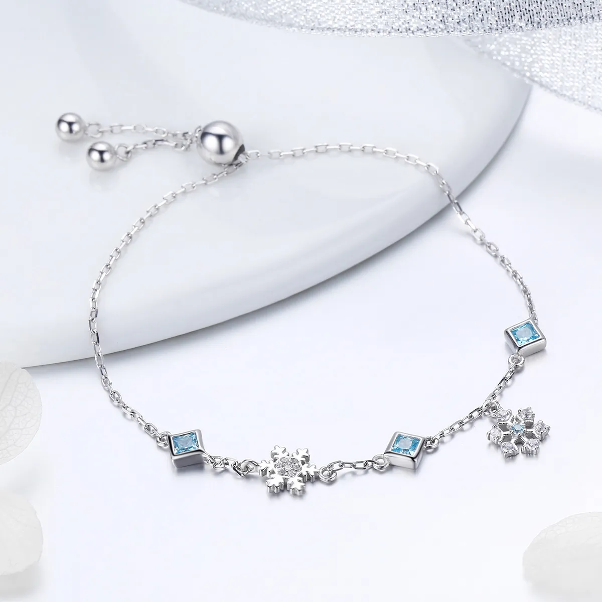 Pandora Style Silver Dancing Snowflake armbånd - BSB001