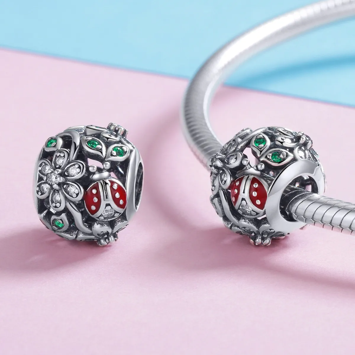 Pandora Style Sølv Ladybugs And Flowers Charm - SCC926