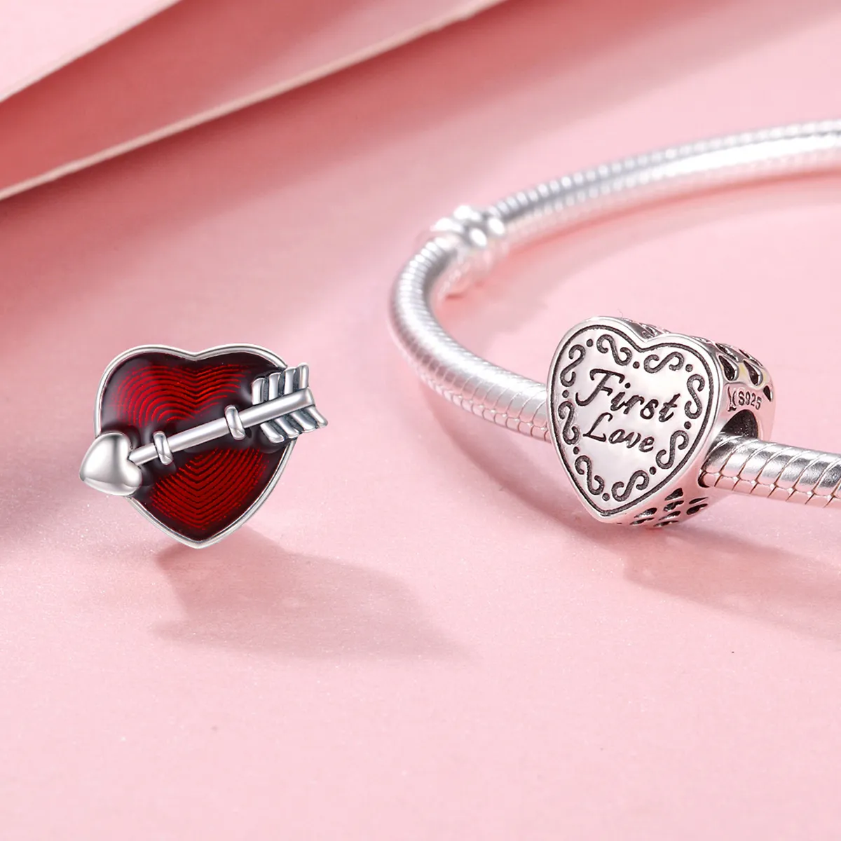 Pandora Style Sølv Valentinsdag First Love Charm - SCC480