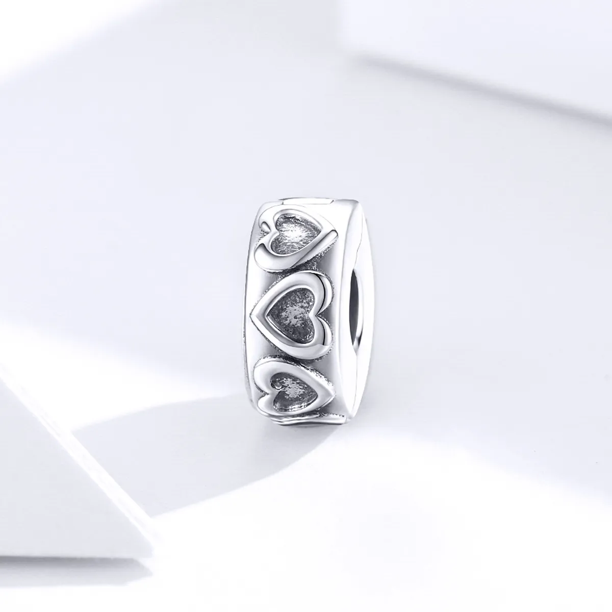 Pandora Style Silver Vintage Relief Clip - SCC1557