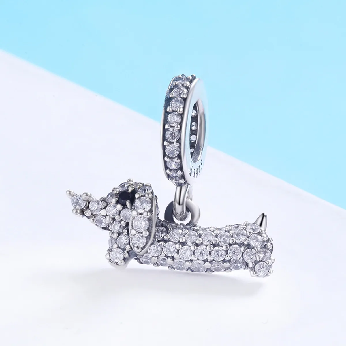 Pandora Style Silver Dachshund Pølse Dog Dingle - SCC709