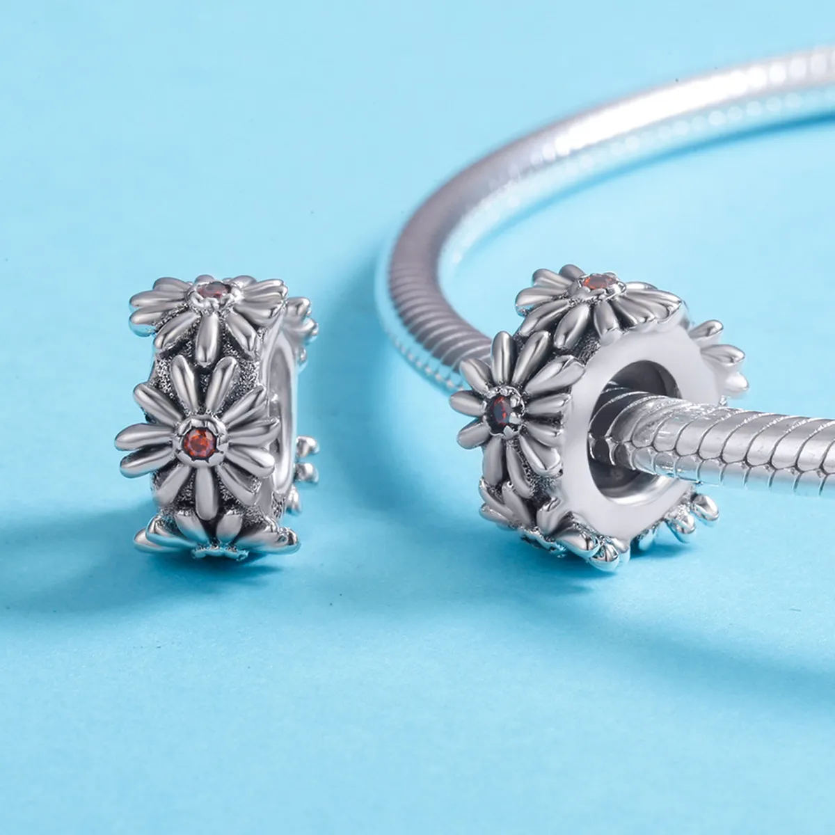 Pandora Style Silver Daisy Wreath Spacer Charm - SCC598