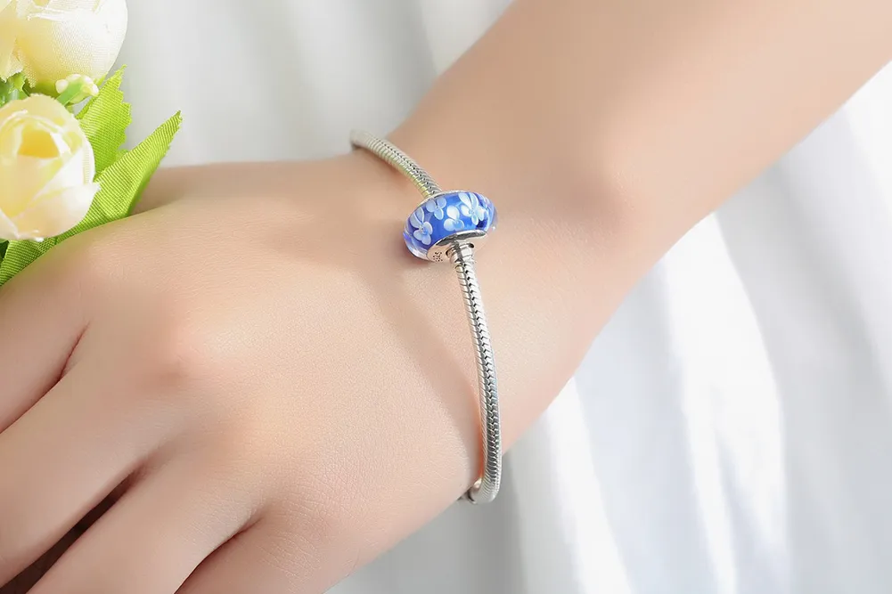 Pandora Style Blå Murano Glass Hvite Blomster Charm - SCZ006