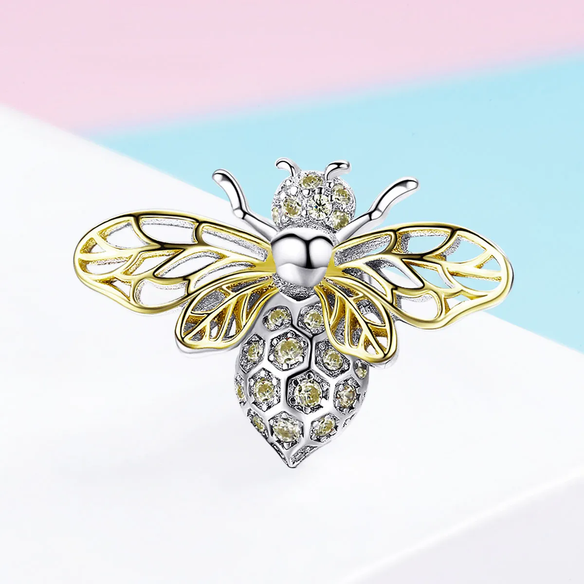 Pandora Style Exquisite Bee Charm - BSC067