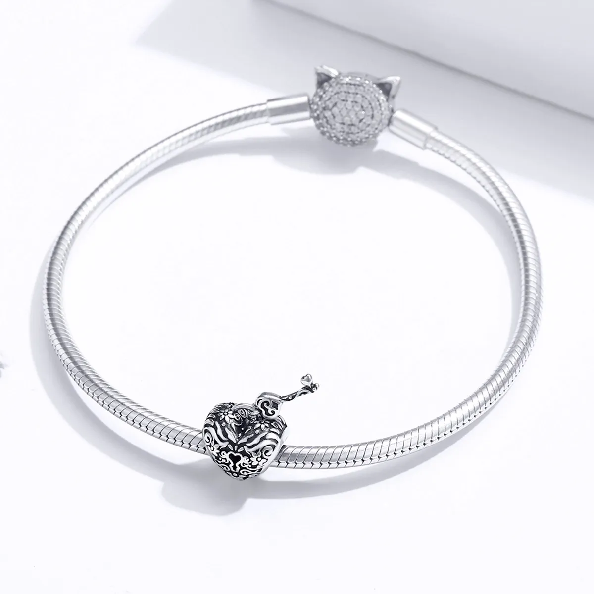 Pandora Style Heart Lock Charm - SCC1447