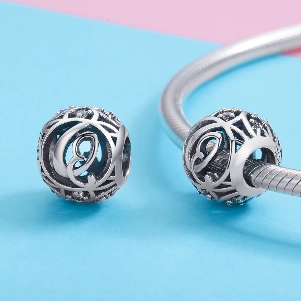 Pandora Style Letter-Q Charm - SCC738-Q