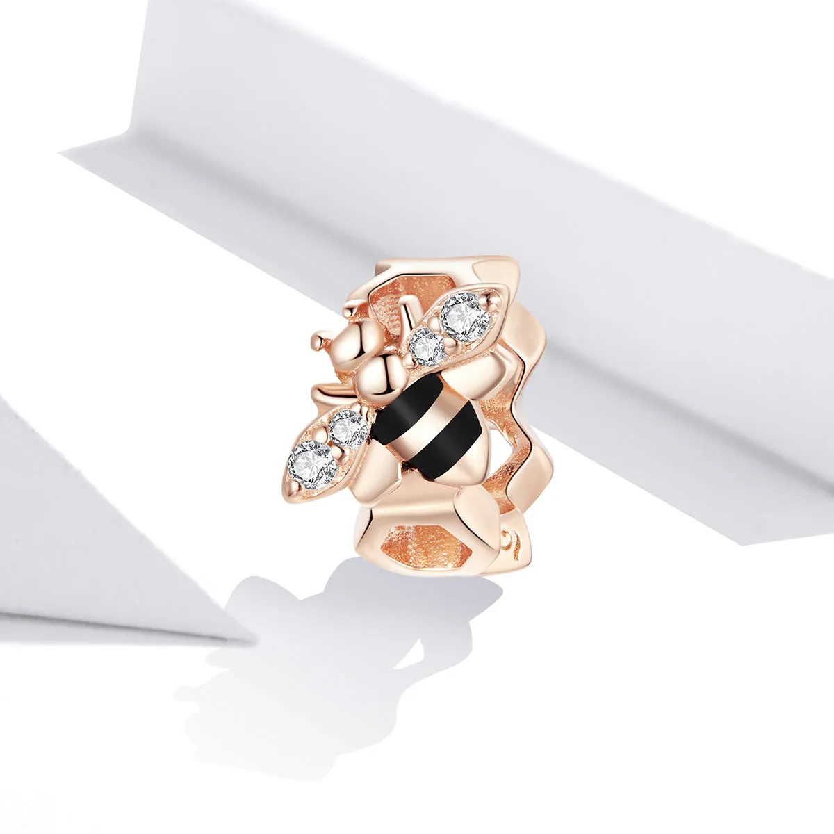 Pandora Style Little Bee Charm - BSC371