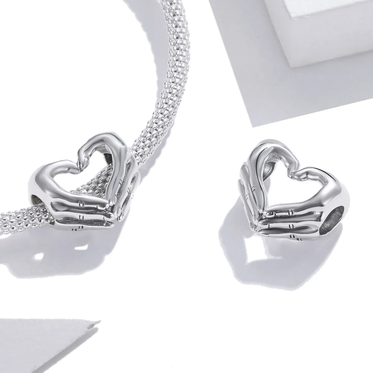 Pandora Style Show Love Charm - BSC498