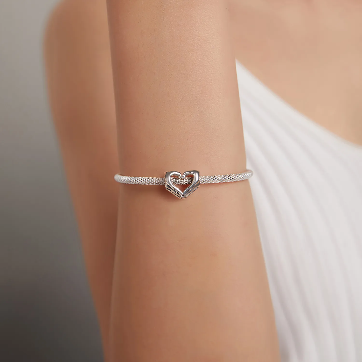 Pandora Style Show Love Charm - BSC498