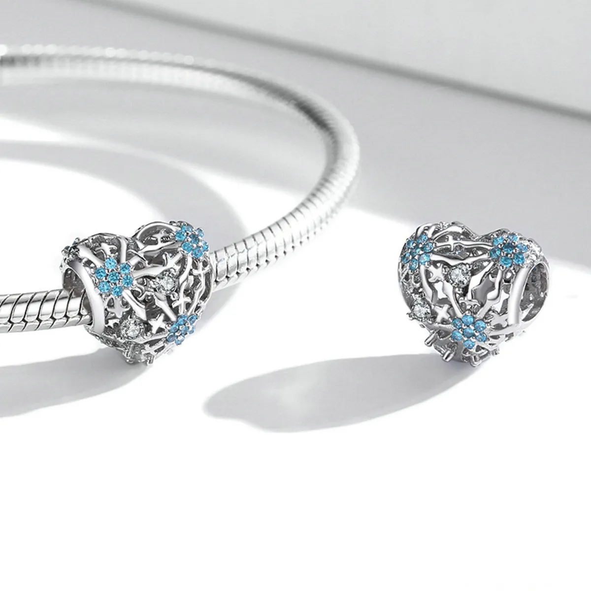 Pandora Style Snowflake Heart Charm - BSC530