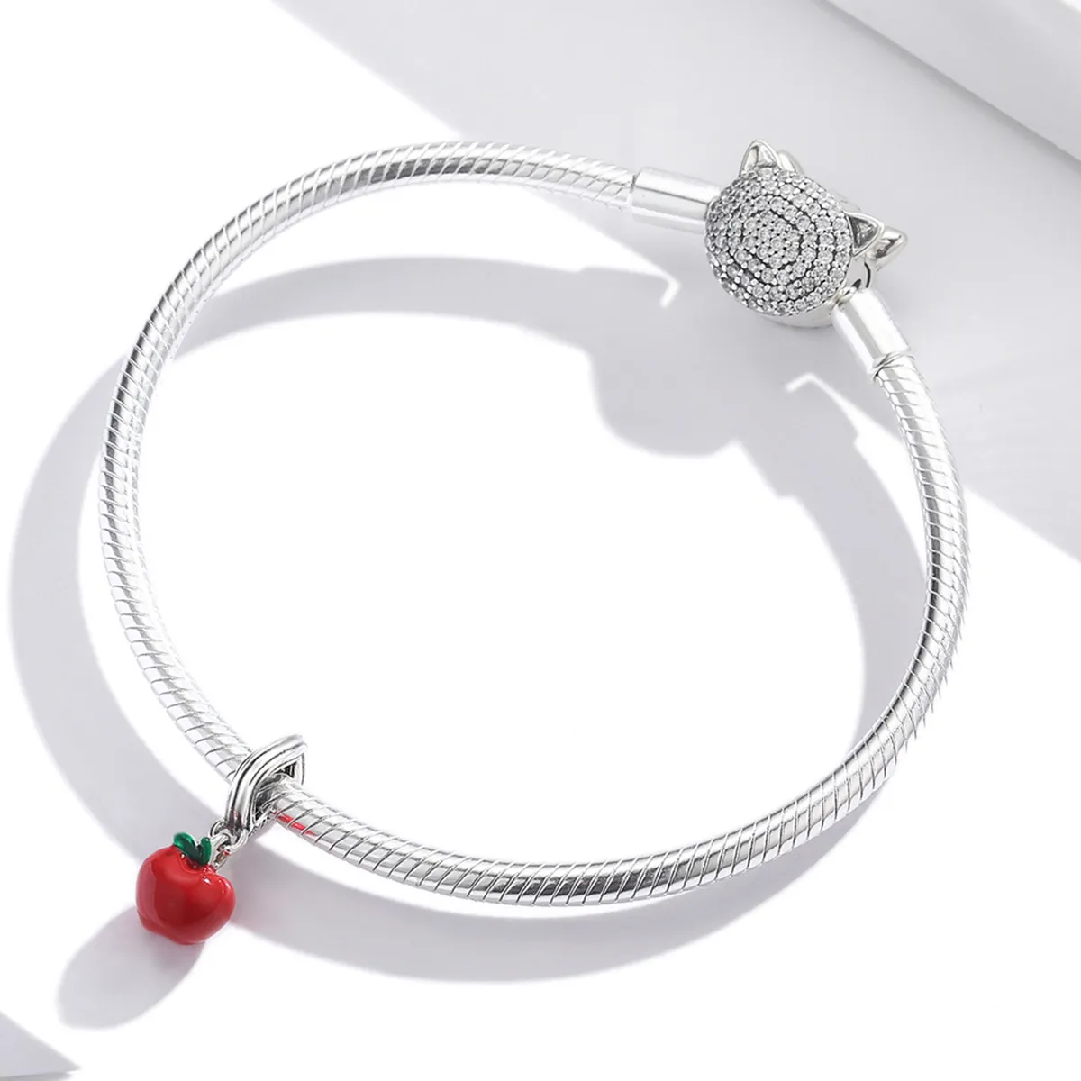 Pandora Style Red Apple Dingle - SCC1913