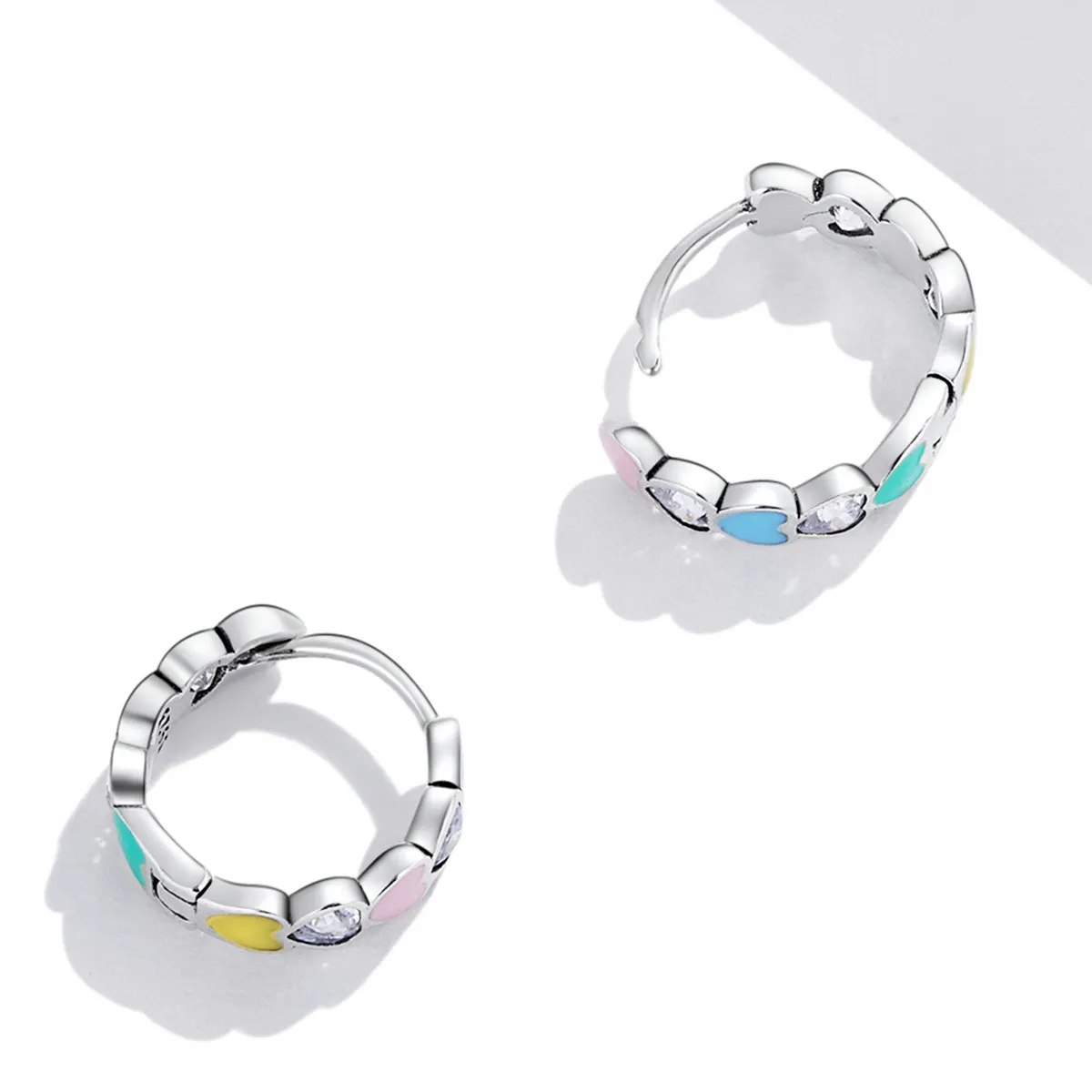 Pandora Style Rainbow Heart Hoop øredobber - SCE1342