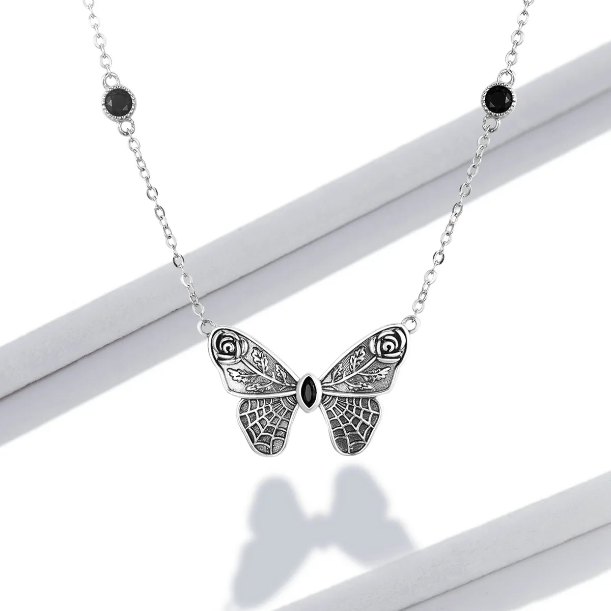 Pandora Style Retro Butterfly Halskjede - BSN235