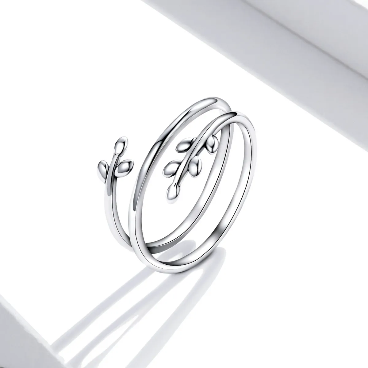 Pandora Style Circles of Leaves åpen ring - SCR755