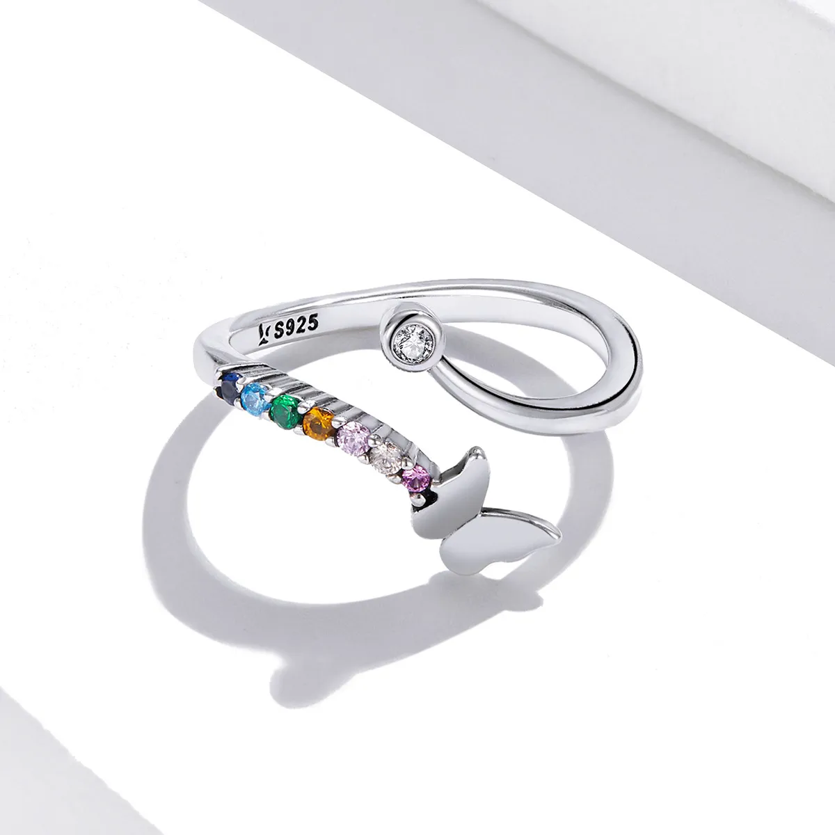 Pandora Style Rainbow Butterfly Åpen Ring - SCR730