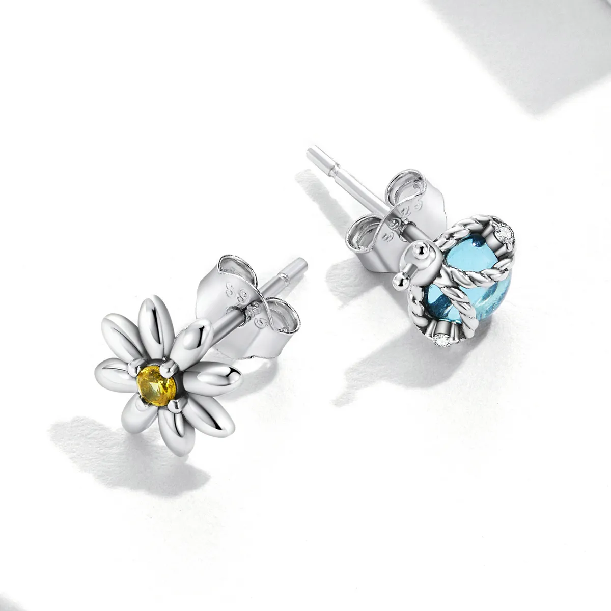 Pandora Style Asymmetriske Daisy Ladybug Stud øredobber - SCE1364