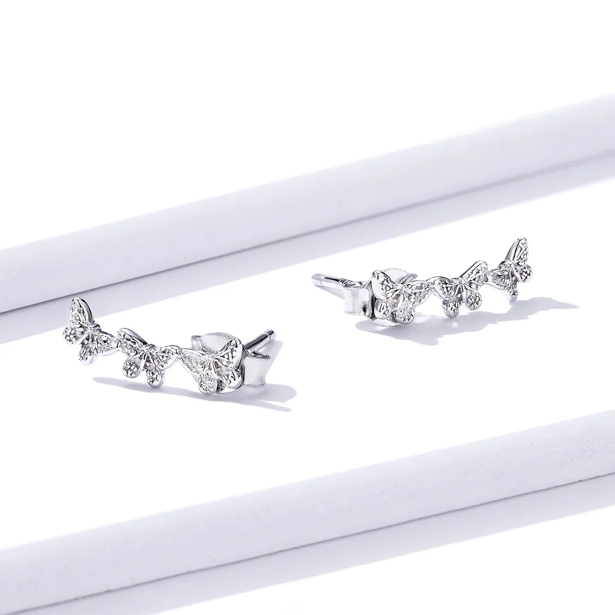 Pandora Style Butterfly Fly Stud øredobber - BSE377