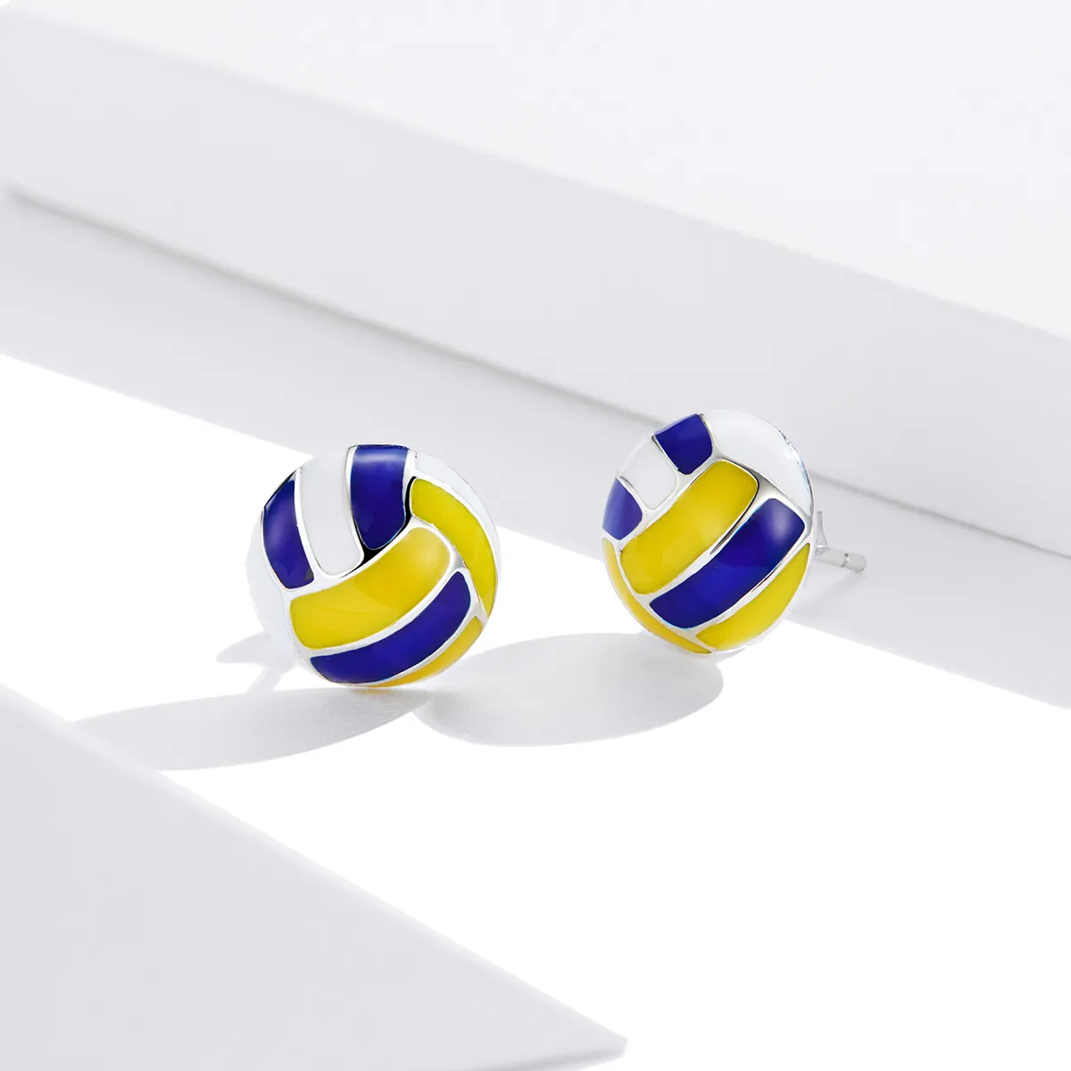 Pandora Style Dynamic Volleyball øredobber - SCE902